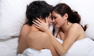 Regulată viața sexuală acționează pozitiv pe corpul masculin