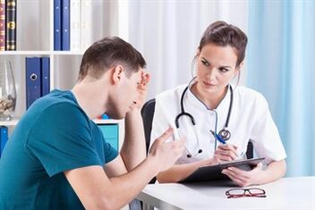Urologul prescrie un tratament pentru prostatita